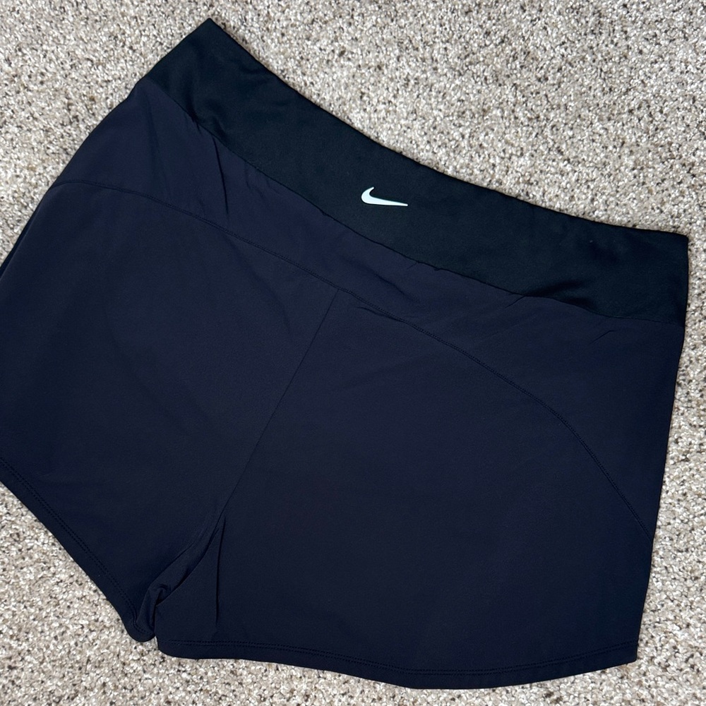 Nike Women's Midnight Black Athletic Shorts With Liner